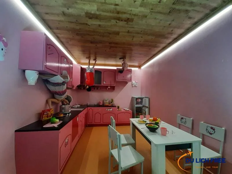 Ngôi nhà đảo ngược Đà Nẵng | Hành trình tạo ra những bức ảnh độc đáo Chiêm ngưỡng kiến trúc độc đáo của ngôi nhà đảo ngược Đà Nẵng