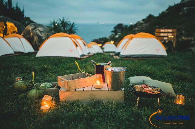 Tổ chức camping tại làng Vân